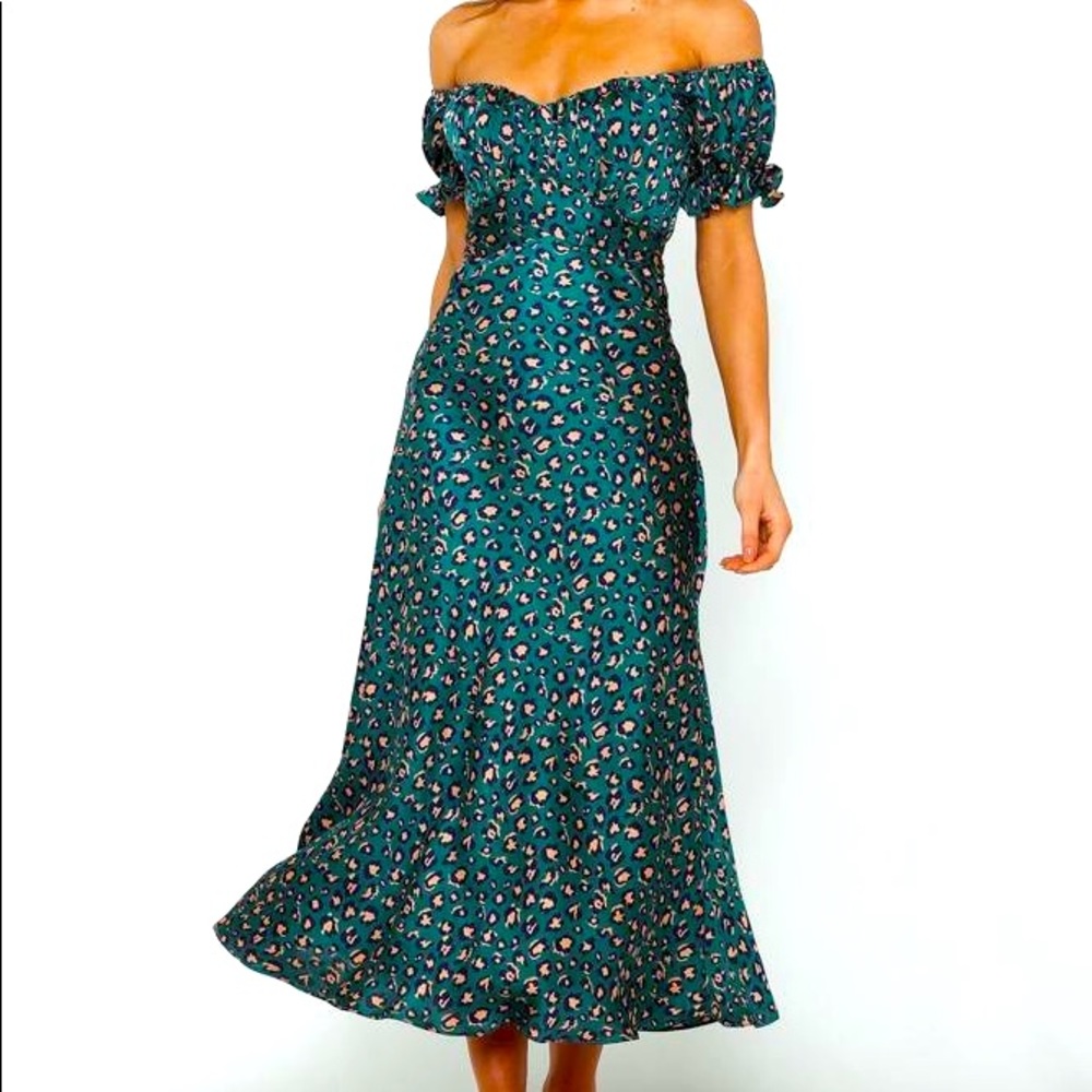 Lulus Maxi dress Green Leopard